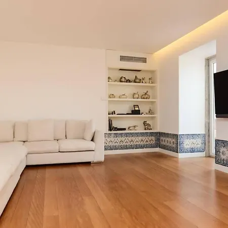 Family Summertime Belem Apartment! Apartment