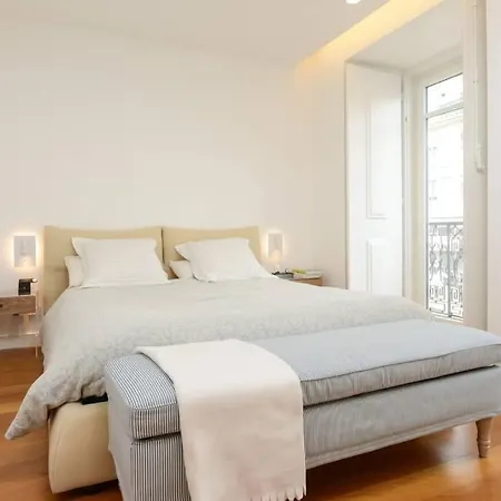Family Summertime Belem Apartment! Lisbon